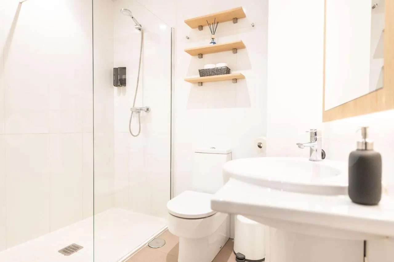 Apartamento Elegant Studio In The Heart Of Malaga By Rems